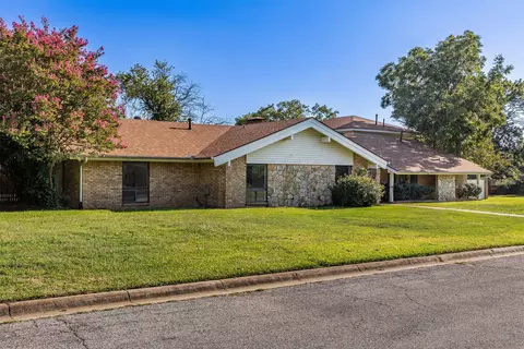 1632 Andy, Sherman, TX 75092