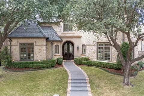 36 Armstrong Dr, Frisco, TX 75034