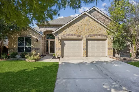8109 Hickory Upland Dr, Fort Worth, TX 76131