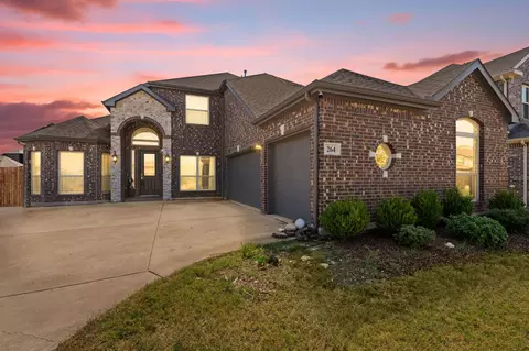 264 Northstar Ln, Waxahachie, TX 75165