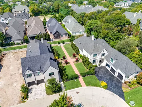 49 Fawn Wood Dr, Dallas, TX 75248