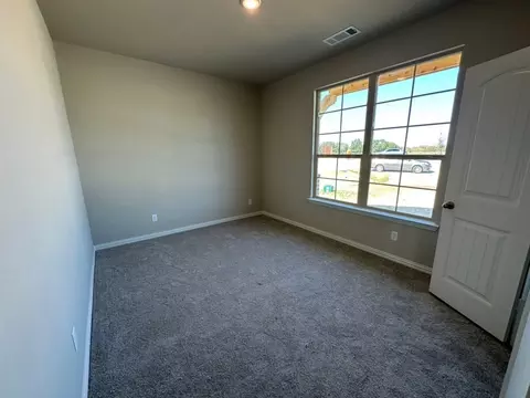 Bedroom - 1108 Trinity Dr, Springtown, TX 76082 photo 1 of 2