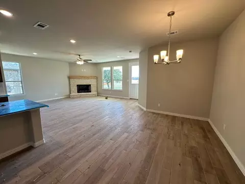 Living - 1108 Trinity Dr, Springtown, TX 76082 photo 1 of 1