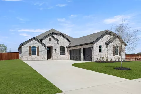 221 Harmony Ave, Forney, TX 75126