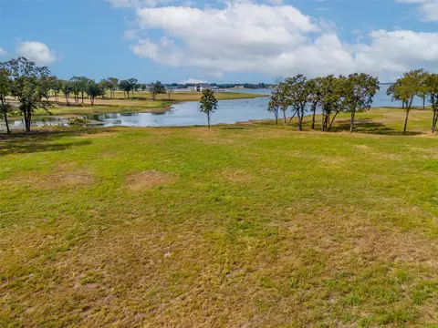 237 Lakeshore Ter, Windom, TX 75492 photo 8