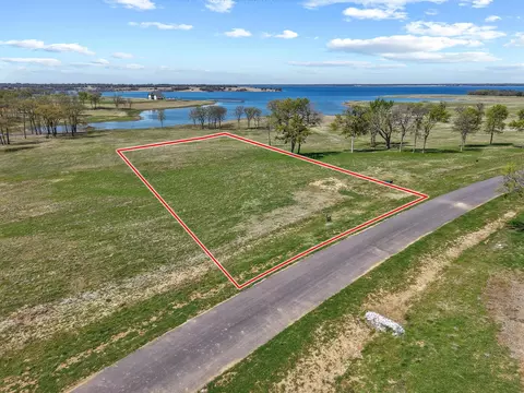 237 Lakeshore Ter, Windom, TX 75492 photo 3