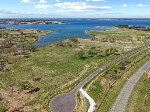 237 Lakeshore Ter, Windom, TX 75492 photo 6