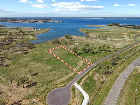 237 Lakeshore Ter, Windom, TX 75492 photo 4