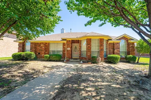 4820 Spring Tree Ln, Sachse, TX 75048