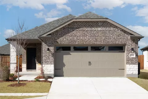 2530 Hawkins St, Anna, TX 75409