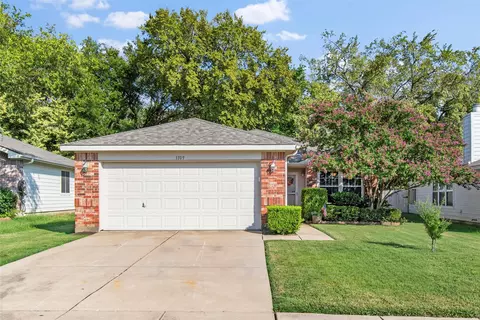 1109 Oak Hollow Ln, Anna, TX 75409