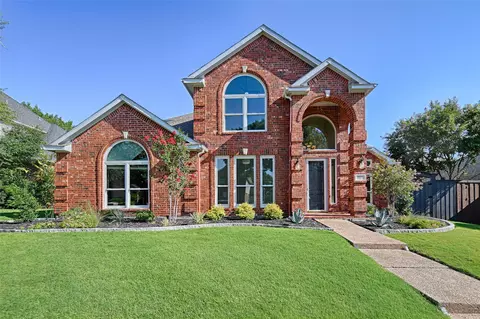2037 Usa Dr, Plano, TX 75025