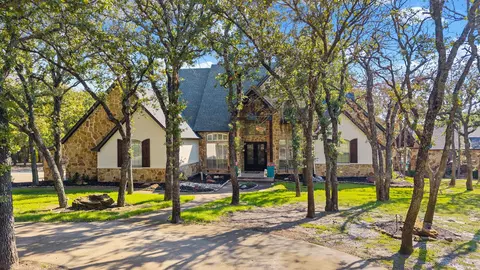 742 Boling Ranch Rd, Azle, TX 76020