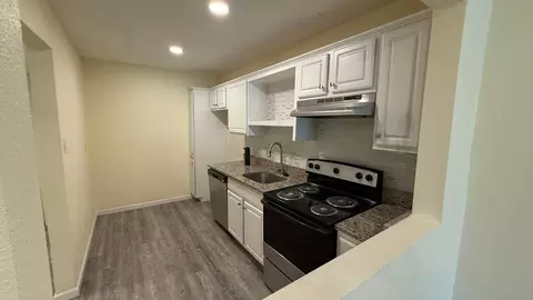 5065 Ridglea Ln #1009, Fort Worth, TX 76116