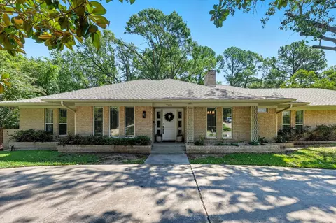 209 Pennsylvania Dr, Denton, TX 76205