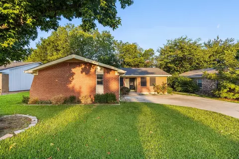 804 Memorial Dr, Wylie, TX 75098