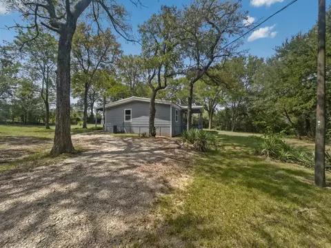 408 W Bells Blvd, Bells, TX 75414