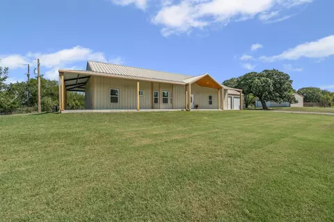 4795 Rendon Rd, Fort Worth, TX 76140