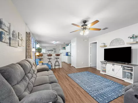 6701 Meadow Way Ln, Fort Worth, TX 76179