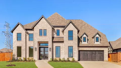 10484 Gray Hills Dr, Fort Worth, TX 76126