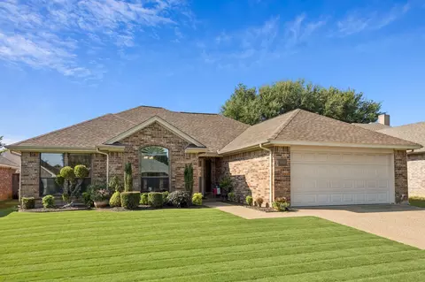 4310 Fox Ct, Arlington, TX 76001
