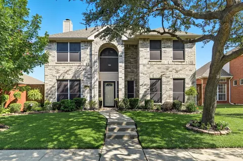 3812 Red Oak Trl, The Colony, TX 75056