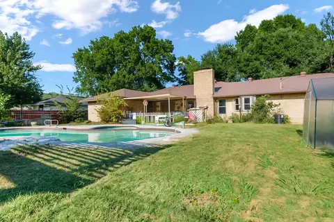 1107 Griffith Ave, Terrell, TX 75160