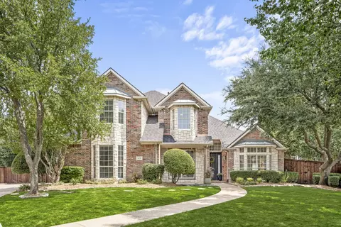 105 Surrey Ct, Southlake, TX 76092