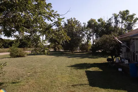 1362 Old Waco Temple Rd, Lorena, TX 76655 photo 2