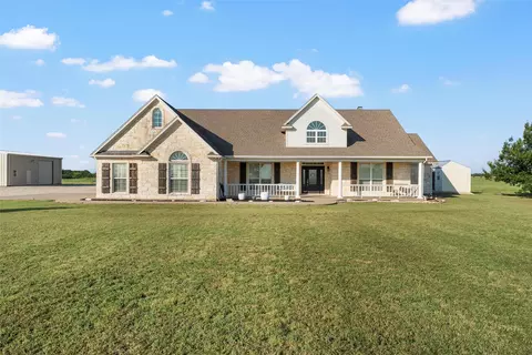 1397 Ole School Pkwy, Crawford, TX 76638