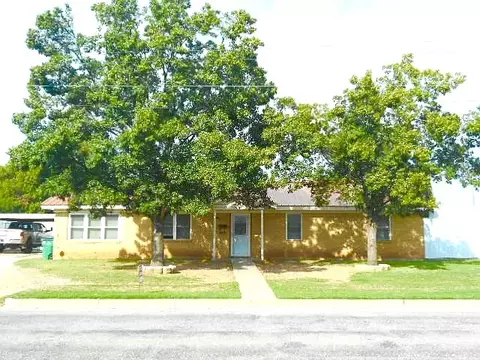 1326 E Texas St, Vernon, TX 76384