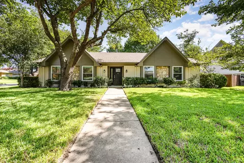 432 Pleasant Valley Ln, Richardson, TX 75080