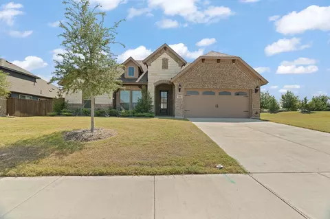 216 Resting Place Rd, Waxahachie, TX 75165