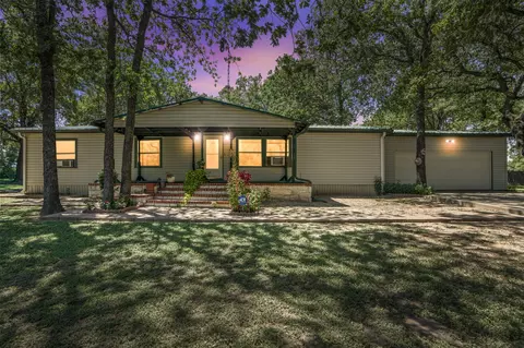 243 Brooks Cir, Lorena, TX 76655