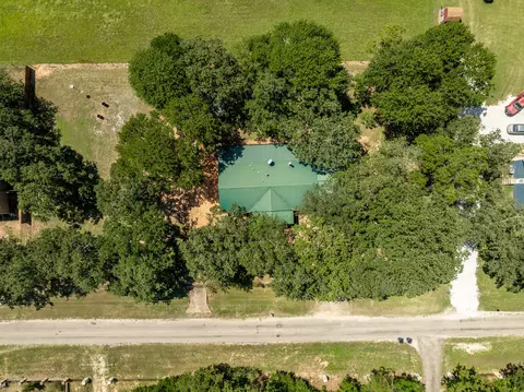 View/Area - 243 Brooks Cir, Lorena, TX 76655 photo 2 of 3