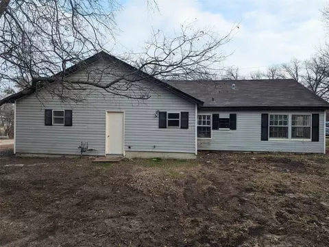 502 E Baker, Hamilton, TX 76531