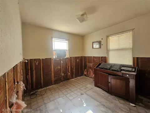 Bedroom - 1008 N 6th St, Bangs, TX 76823 photo 1 of 1