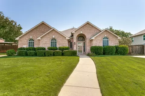 6 Hideaway Ct, Trophy Club, TX 76262
