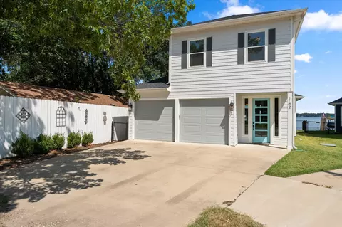 162 Palisade Dr, Mabank, TX 75156