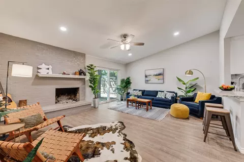 2620 Colleen Dr, Arlington, TX 76016
