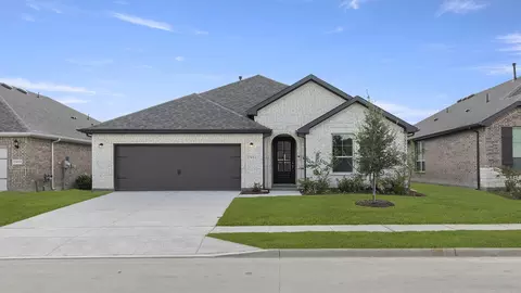 1911 Bobbin Mill Ln, Forney, TX 75126