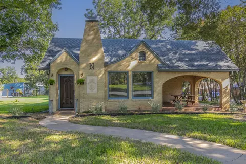 2726 Sanger Ave, Waco, TX 76707