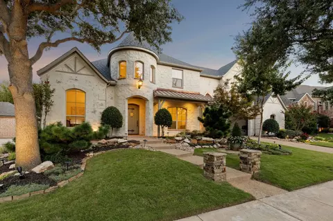 8460 Canyon Xing, Lantana, TX 76226