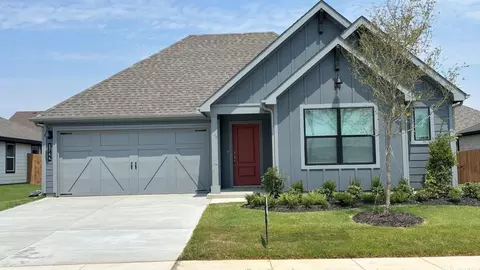 1744 Reverie Rd, Burleson, TX 76028