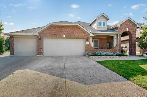 9204 Benbrook Ln, Argyle, TX 76226