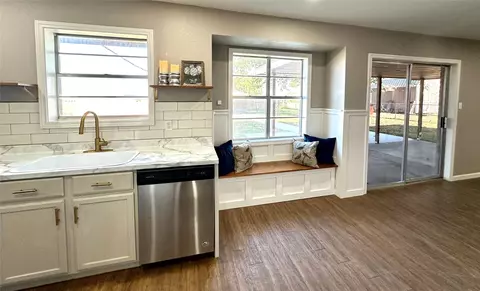 Kitchen - 108 Gettysburg, Comanche, TX 76442 photo 7 of 7