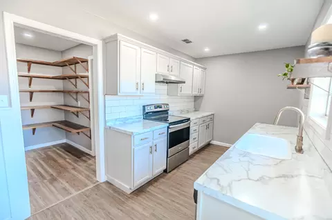 Kitchen - 108 Gettysburg, Comanche, TX 76442 photo 1 of 7
