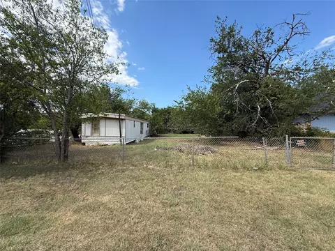 1715 SW 6th, Mineral Wells, TX 76067