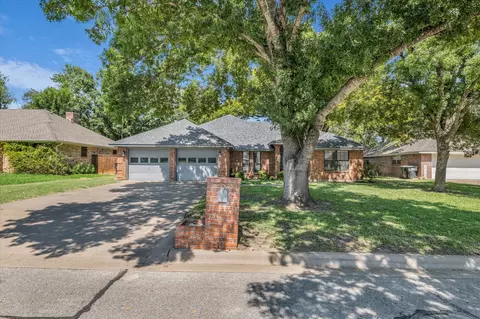 Exterior - 312 Beaver Loop, Temple, TX 76502 photo 4 of 8