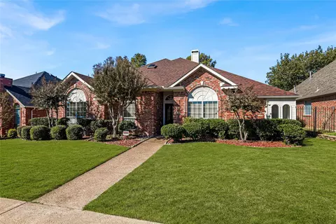 3723 Cromwell Dr, Carrollton, TX 75007